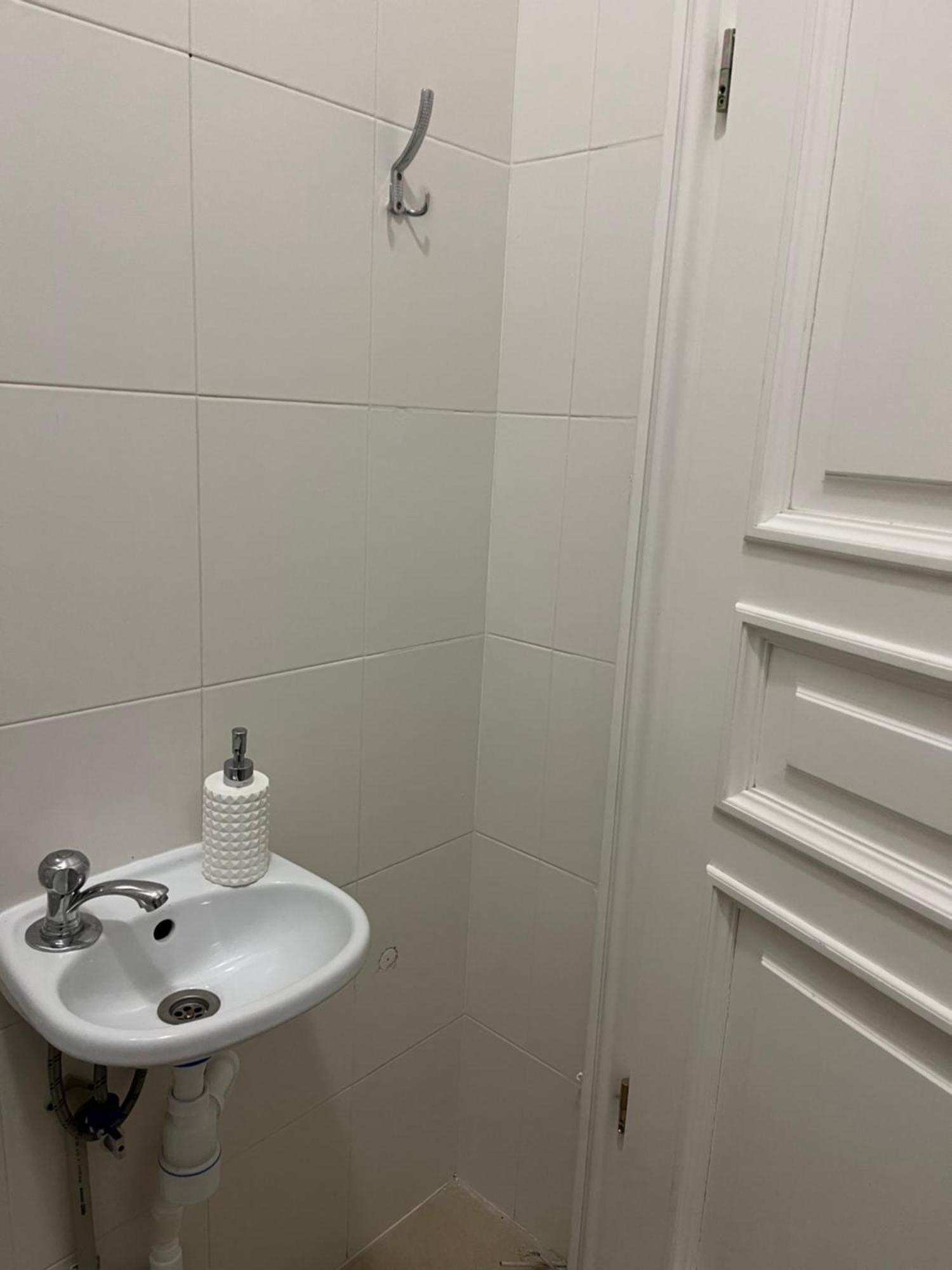 Центрум Апартаментс Lviv Bagian luar foto